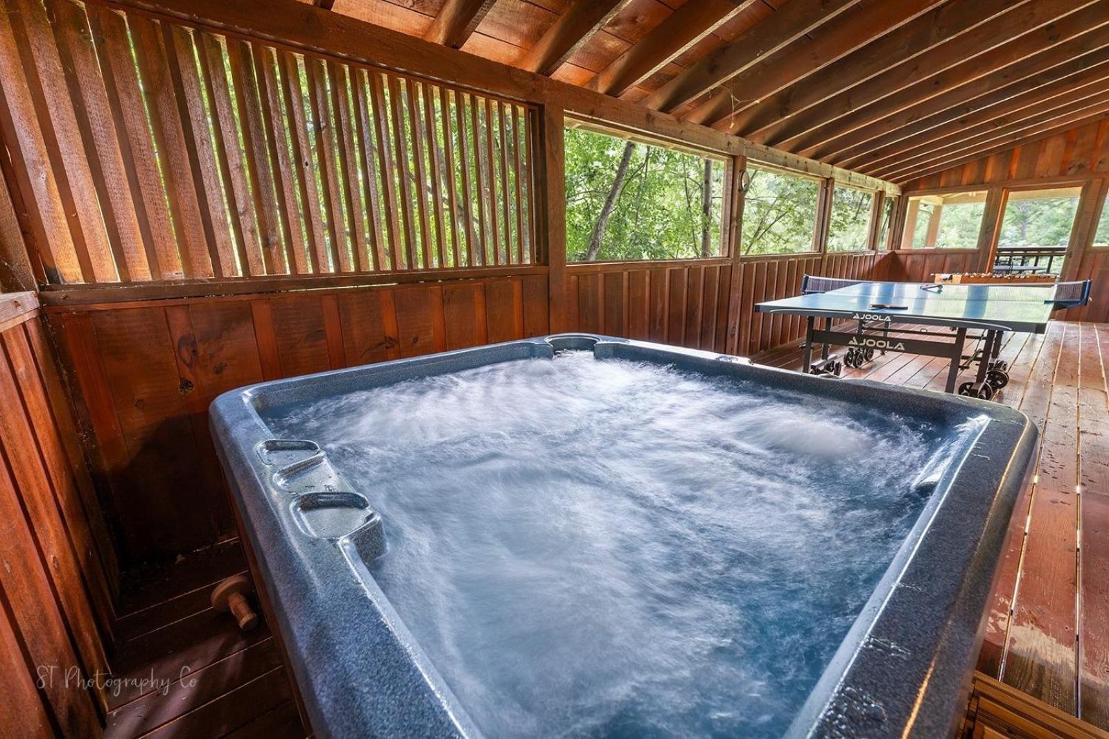 Hibernation Station Cabin Sevierville Buitenkant foto